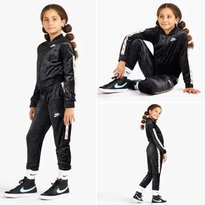 Nike Girls Medium Youth Velour Track Suit Set Jacket & Pants Black Logo Tape
